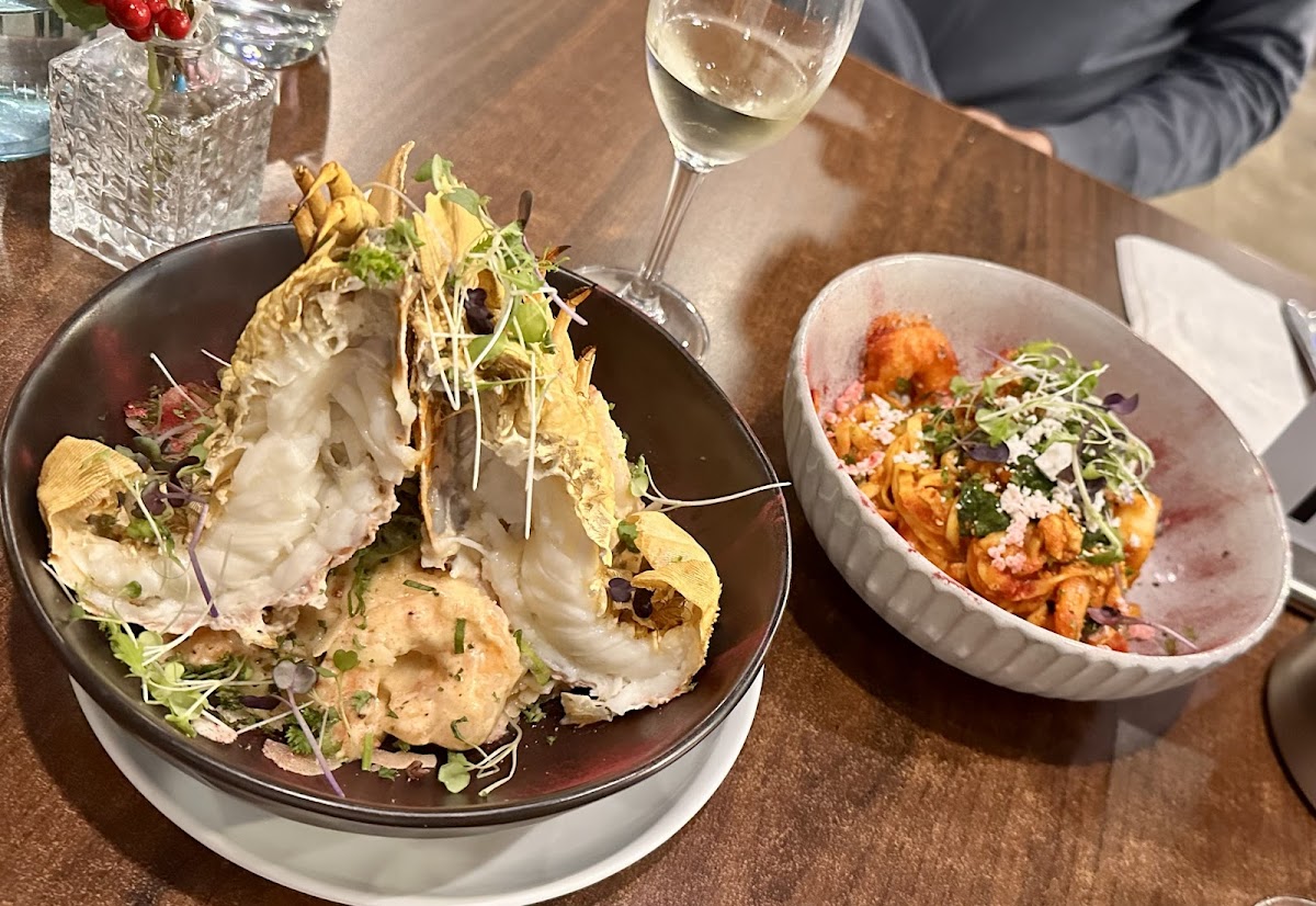 Fumo 28 Oyster Bar & Seafood Photo 3