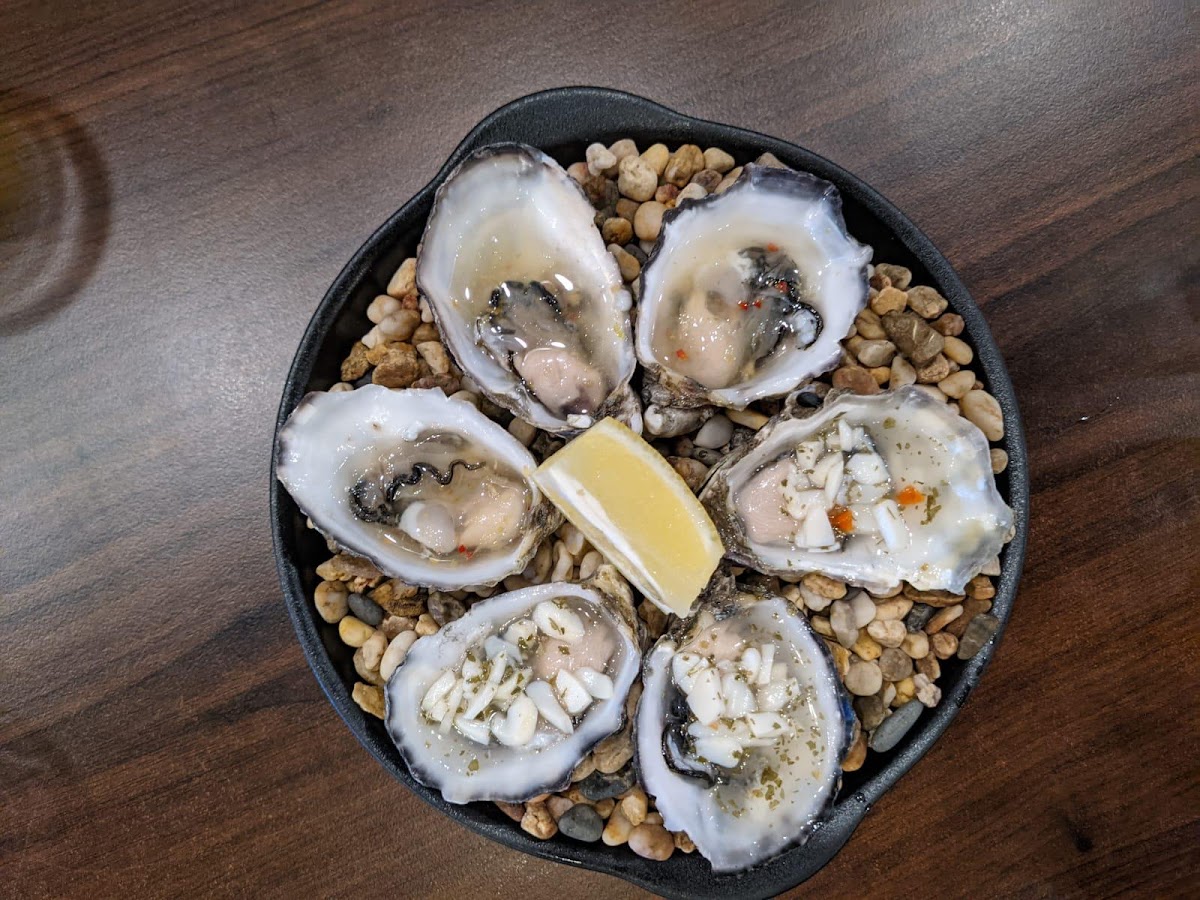 Fumo 28 Oyster Bar & Seafood Photo 8